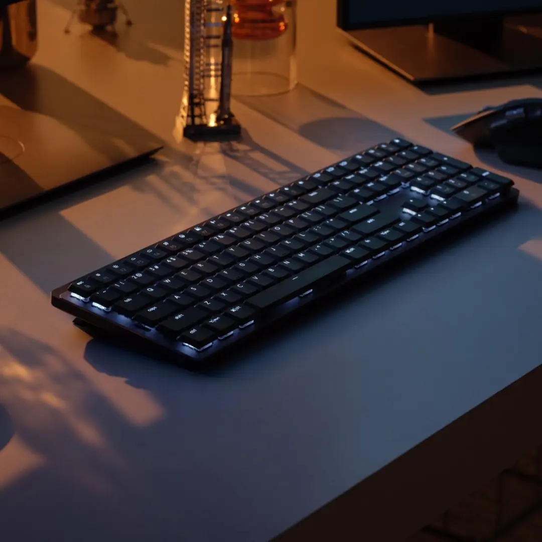 Logitech Master 920-010752 Draadloos Toetsenbord - QWERTZ - Zwitsers Grafiet - afbeelding 6 van 6
