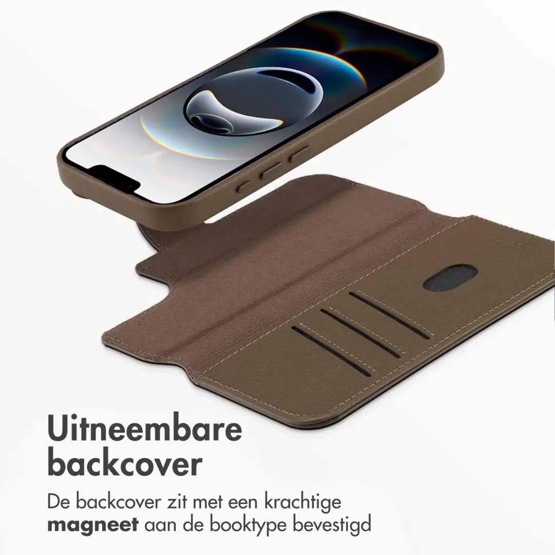 Accezz Hoesje iPhone 16/17 Leather Bookcase 2-in-1 - 3 Pasjes - Coffee Brown