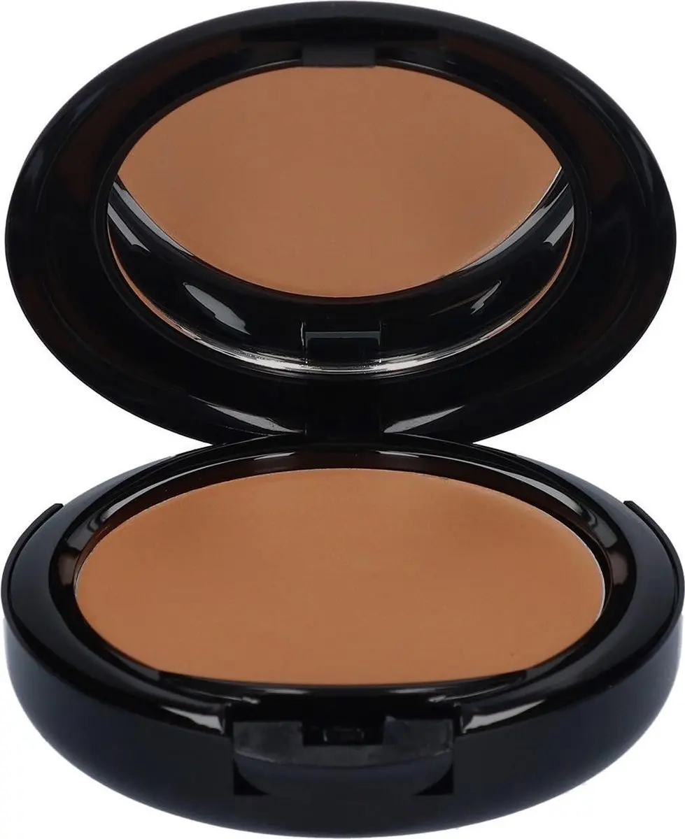 Make-up Studio Light Velvet Foundation WA4 Oriental Beige