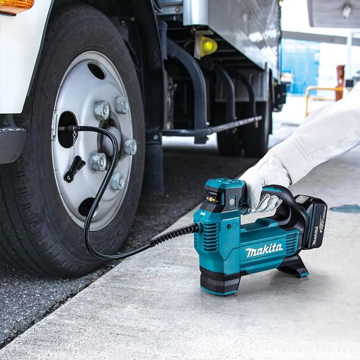 Makita DMP181Z Accu Luchtpomp 18V - afbeelding 6 van 6