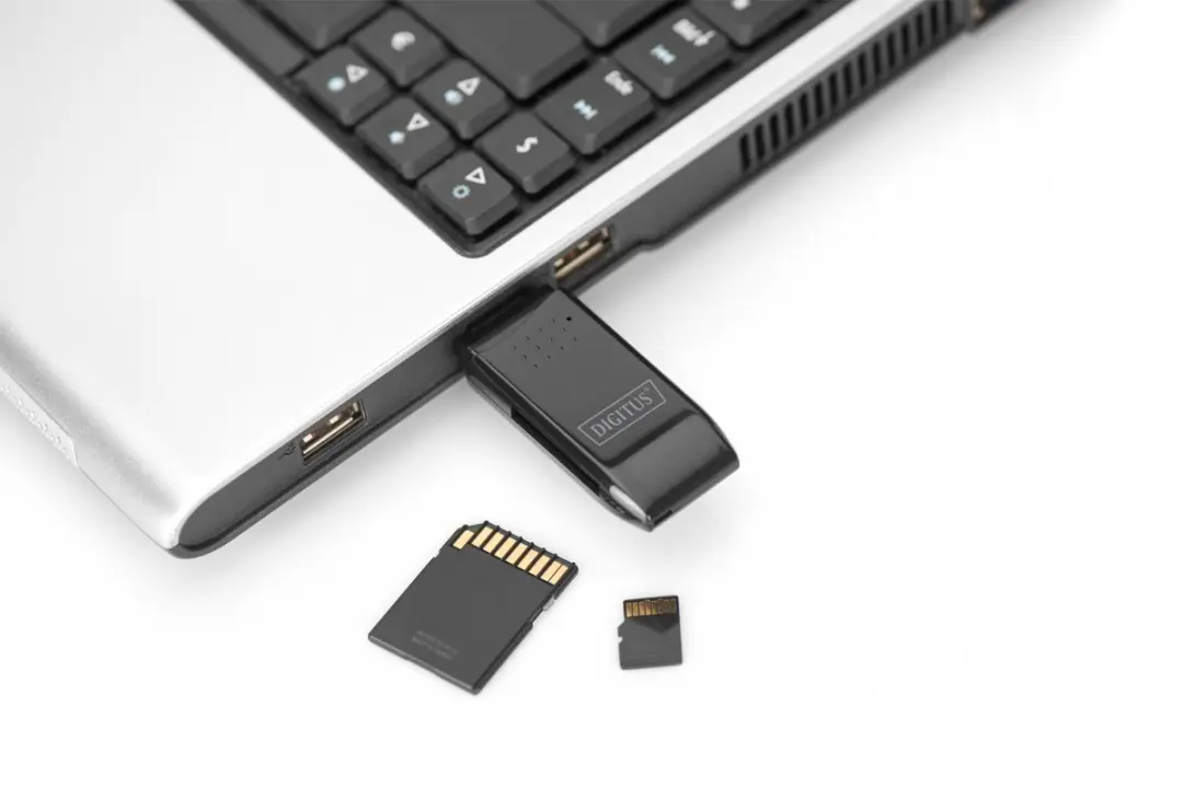 Digitus DA-70310-3 Geheugenkaartlezer USB 2.0 - Zwart