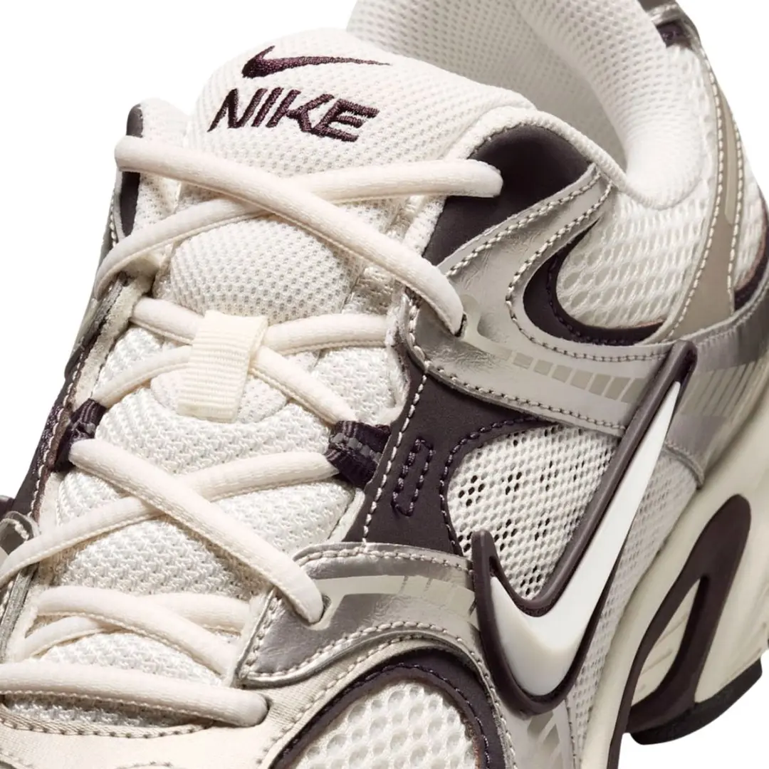 Nike V5 RNR Sneakers HJ5228-011 - Heren - 45 - Off White/Zwart/Grijs