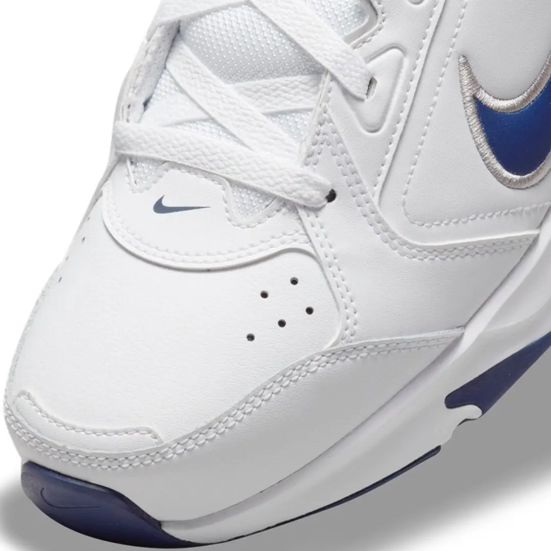 Nike Defy All Day Heren Sneakers 44 - Wit