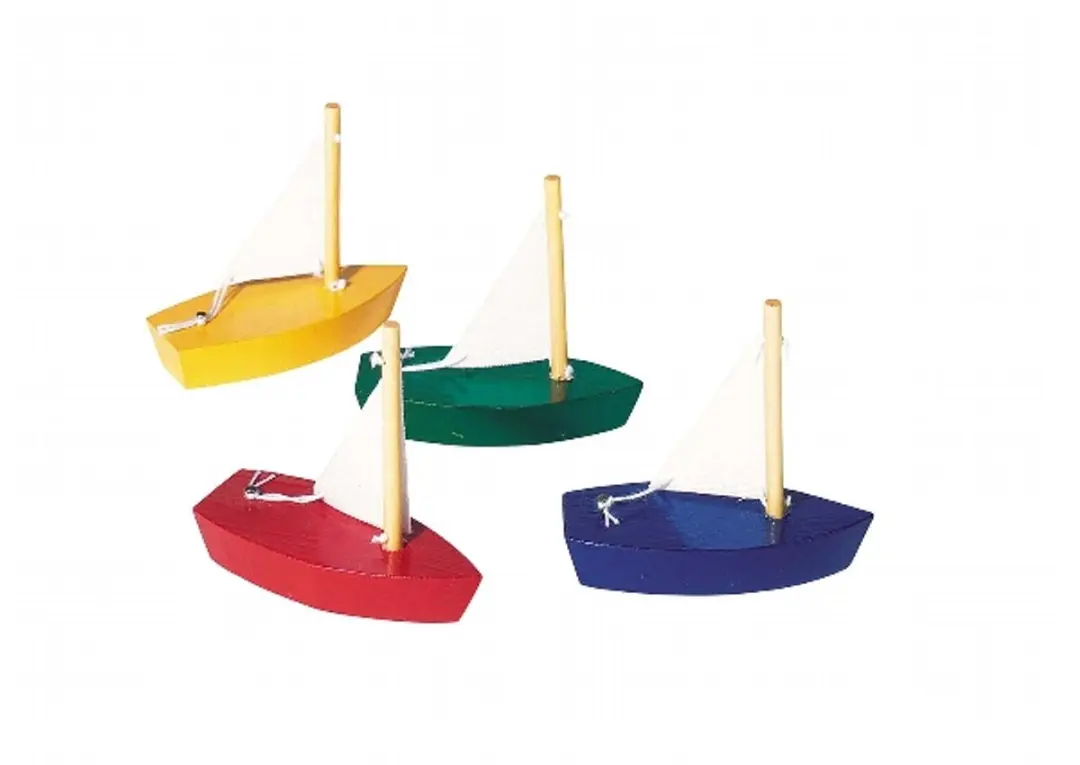 Goki Houten Bootjes - 12 Stuks Verschillende kleuren