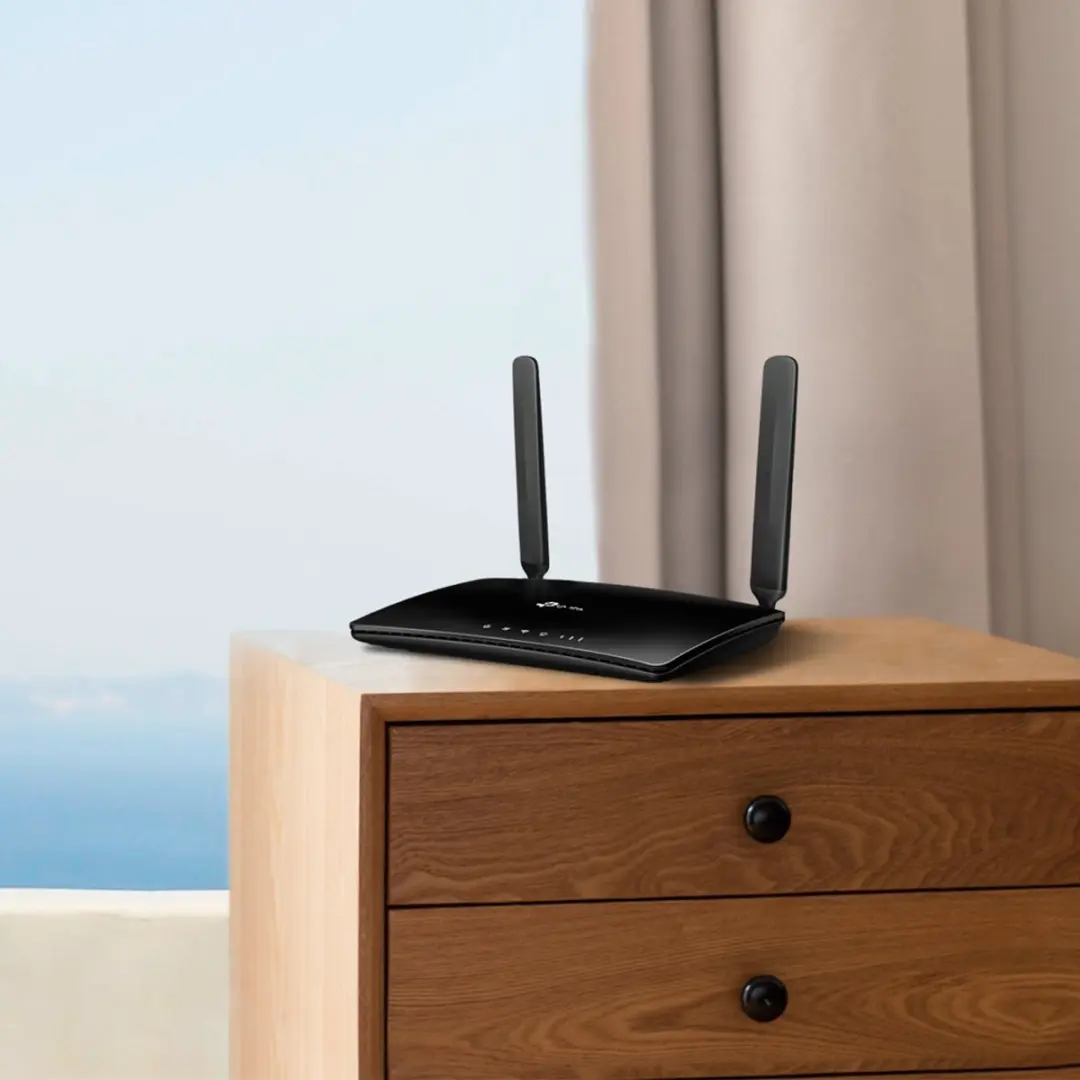 TP-Link TL-MR6400 4G Router - Fast Ethernet - 4 Poorten - Zwart