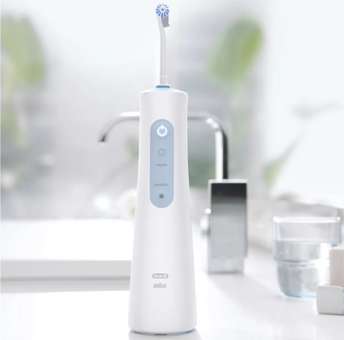 Oral-B AquaCare 4 Monddouche - Oxyjet Technologie - 2 Intensiteiten