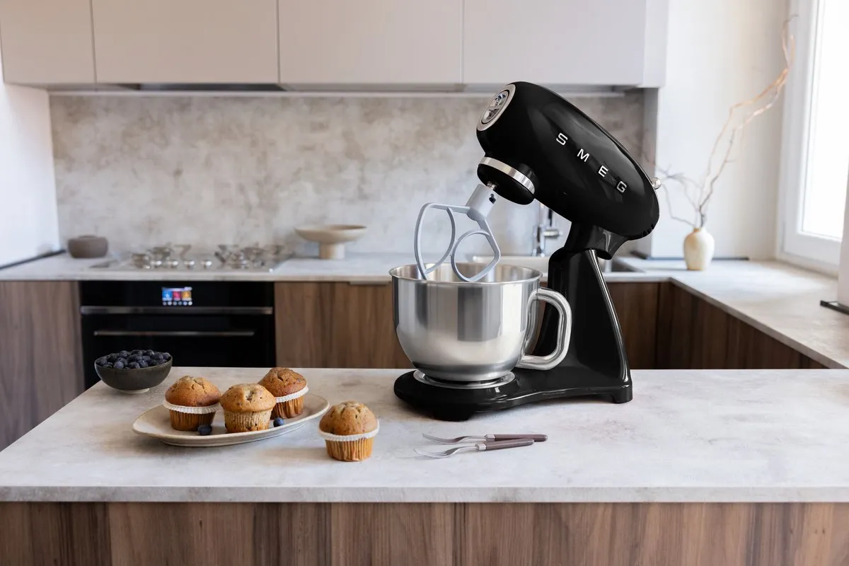 Smeg SMF05BLEU Keukenmachine 1000W - Zwart - afbeelding 6 van 6