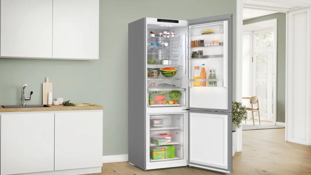 Bosch Serie 6 KGN49LBCF Koel-vriescombinatie Vrijstaand 440L - Zwart