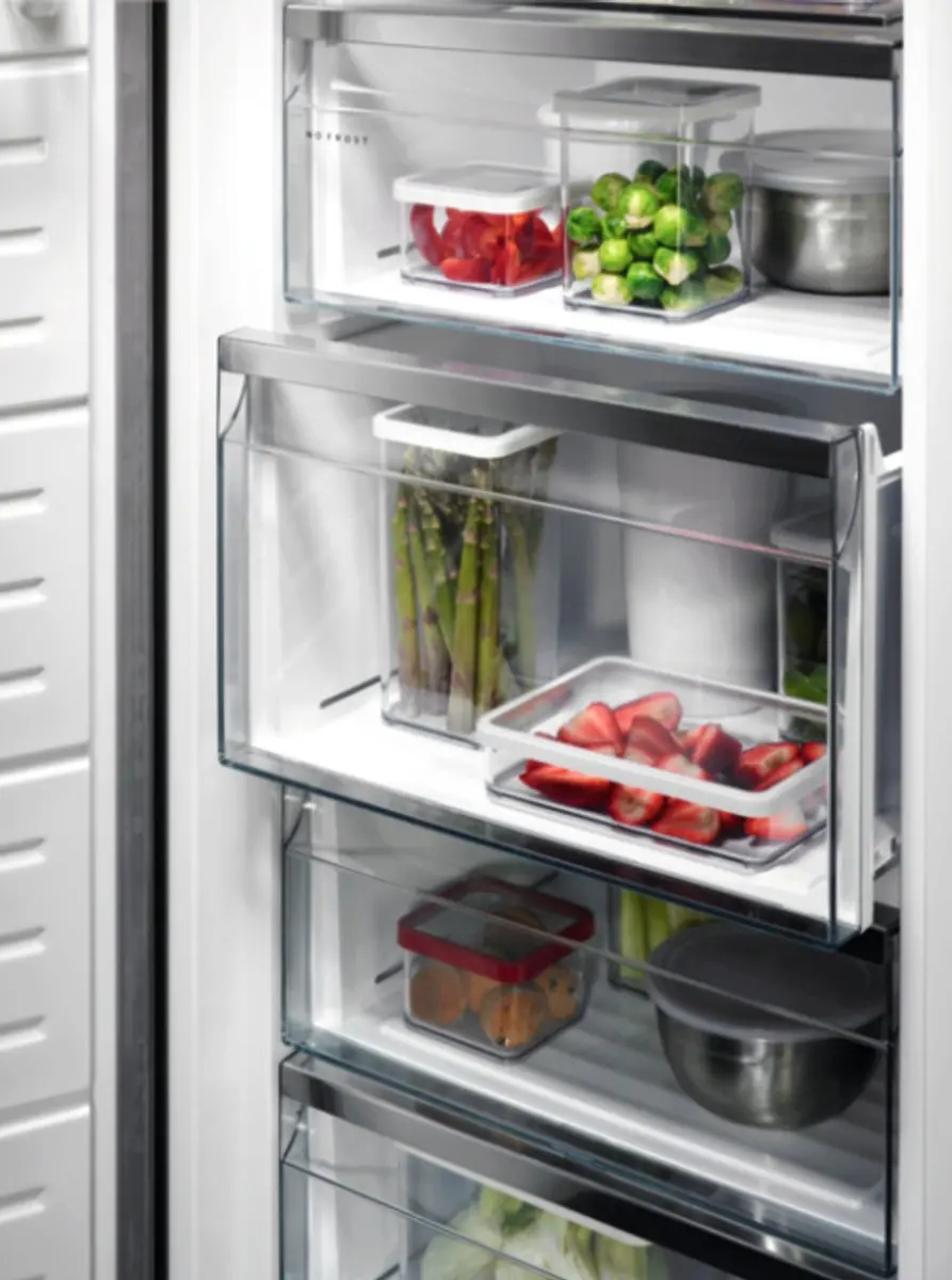 AEG OAG7M28XEW Vrieskast 278L - 2 Vriesvakken - 13 Kg/24u - Wit