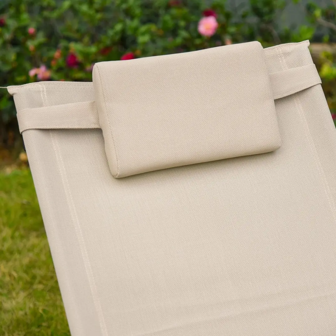 Outsunny Schommelstoel Beige - Hoofdsteun
