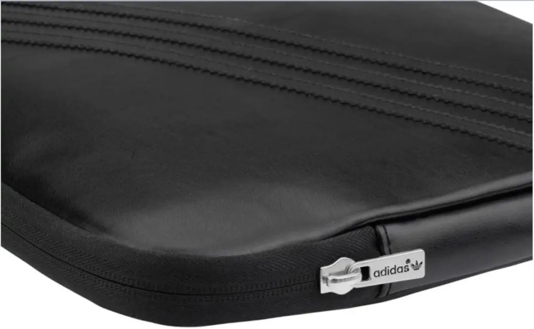 Adidas Laptophoes 15 inch - Zwart