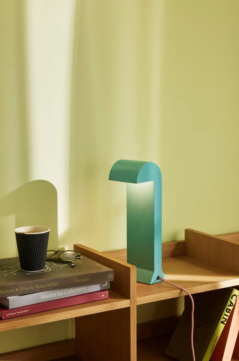 Hübsch Soothe Tafellamp - Blauw - afbeelding 6 van 6