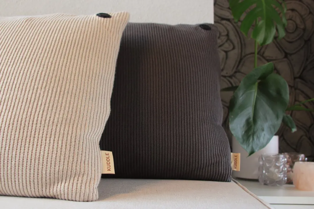 Kuddle Warmtekussen Oplaadbaar Cozy Grey 45x60cm - 3 standen - Incl. 2 Powerbanks - afbeelding 6 van 6