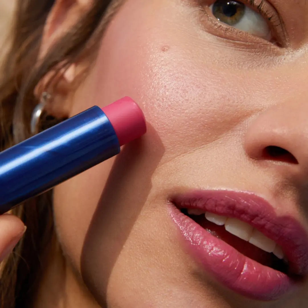 NIVEA Caring Beauty 3W1 Lipbalsem - 4,8 g - Roze