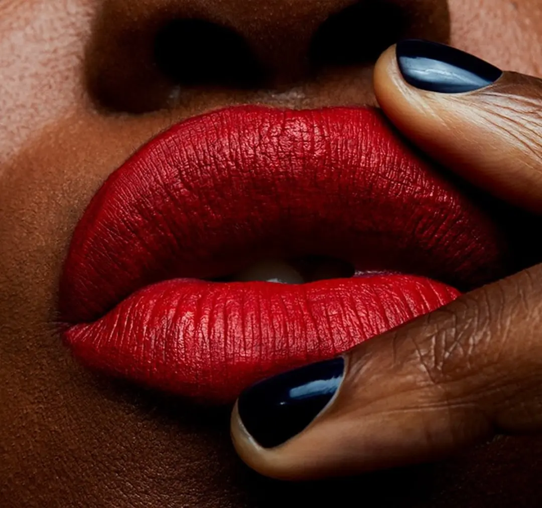 MAC Lippenstift Retro Matte Fashion Legacy - Intense Fire Truck Red A97