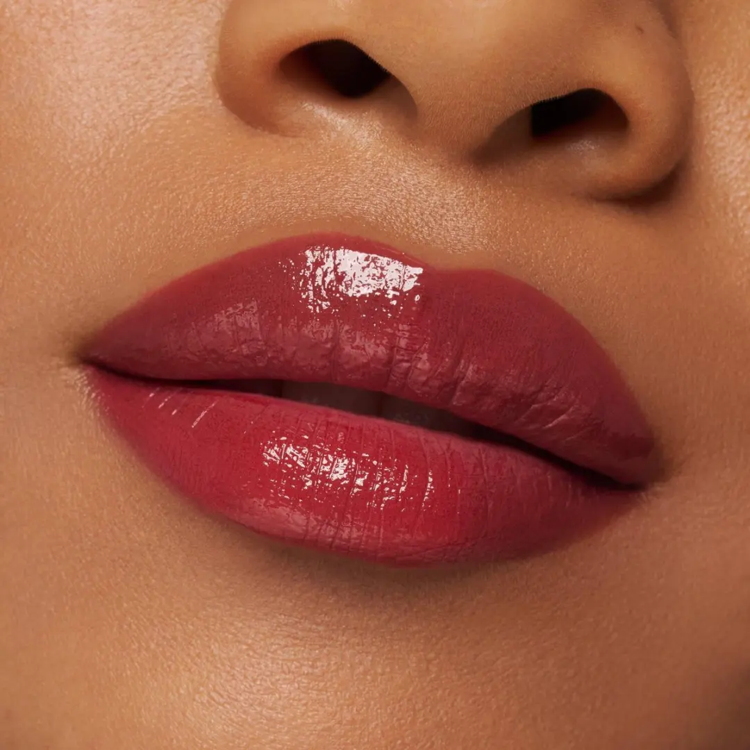 Essence Hydra Kiss Lip Tint 01 Blushing Nude 4ml