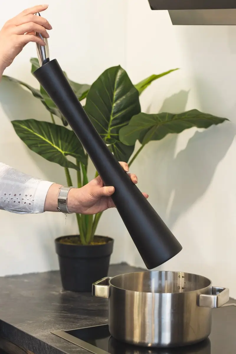 Alessi Pepermolen MP1562 - Beukenhout - Zwart