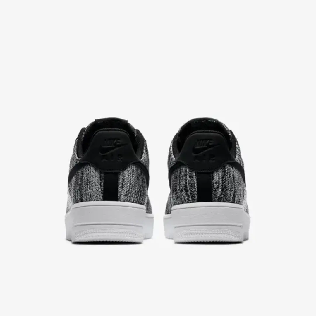Nike Air Force 1 Flyknit 2 'Black Pure Platinum' - Maat 45