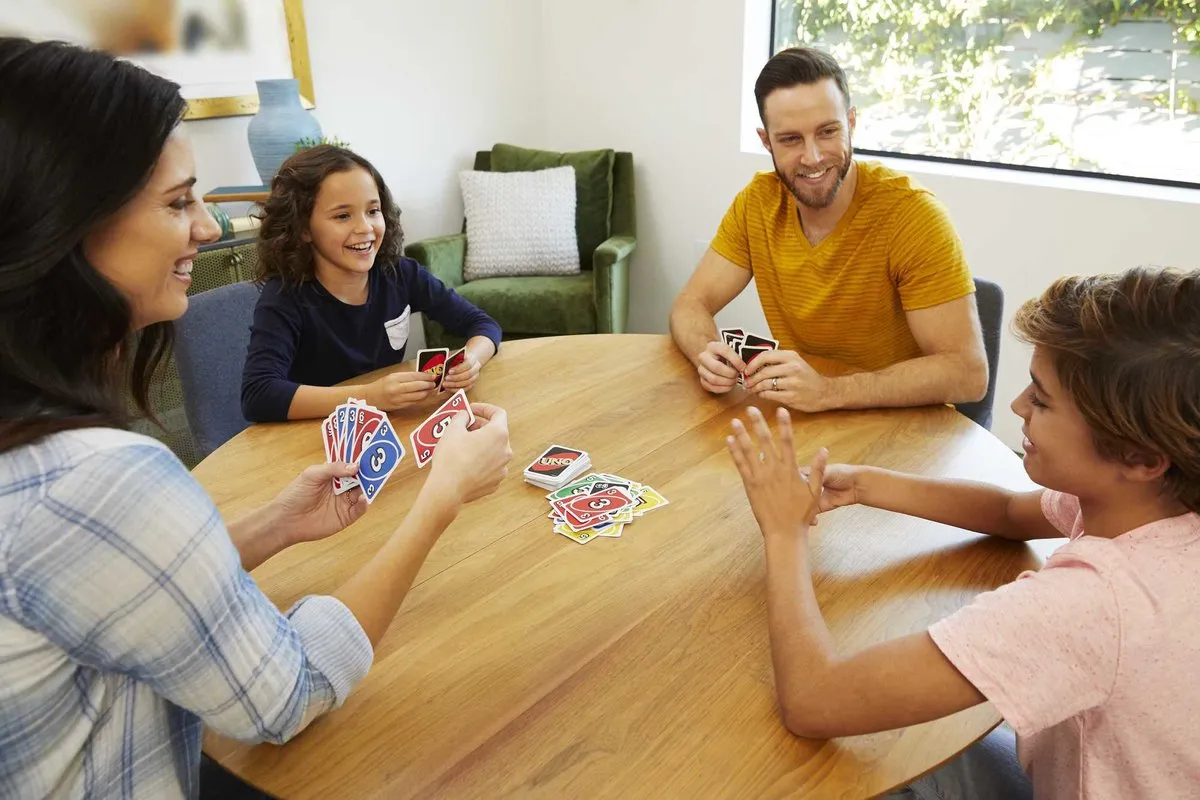 Mattel Games UNO Originele Editie W2087 - 2-10 Spelers