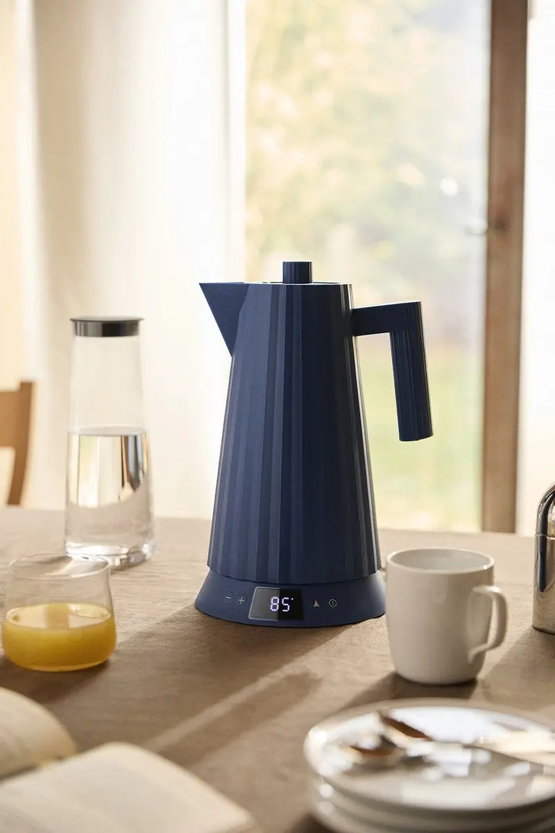 Alessi Plissé Waterkoker 1.7L - 1850W - Blauw