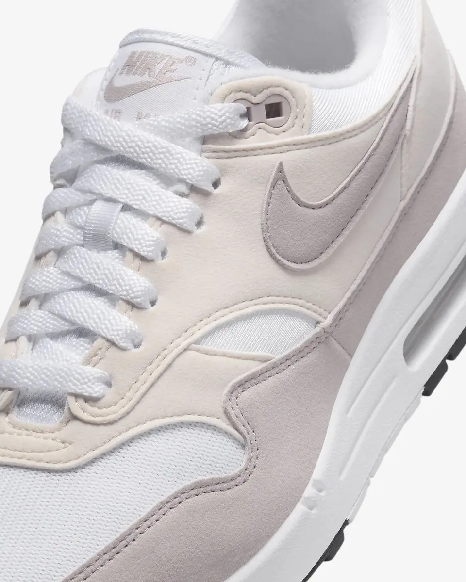 Nike Air Max 1 DZ2628-106 - Maat 45 - Wit