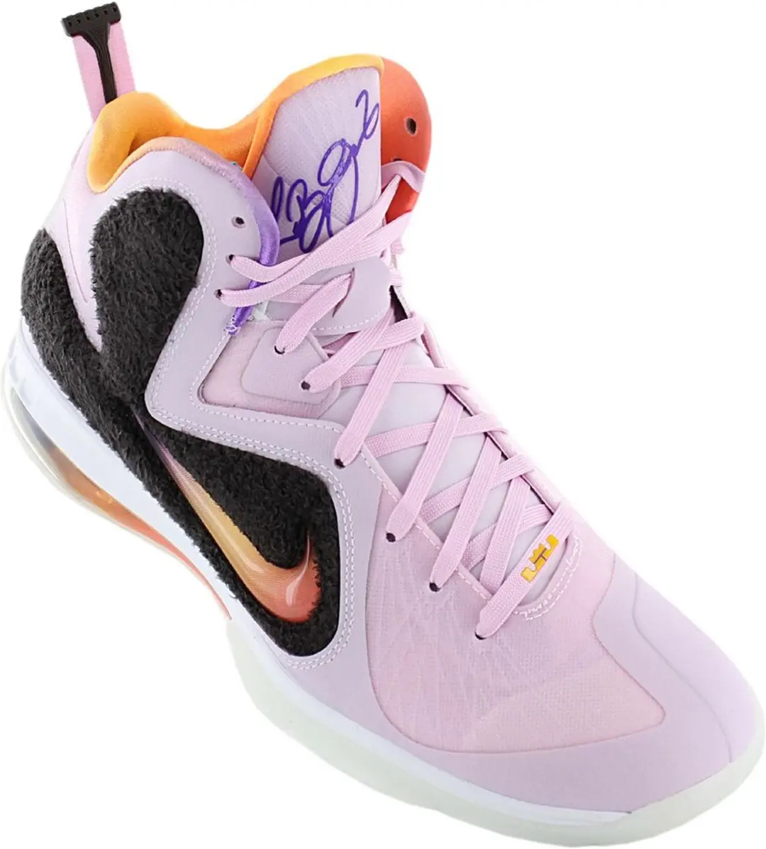 Nike LeBron 9 IX DJ3908-600 Basketbalschoenen - Roze