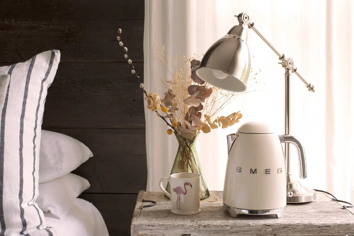 Smeg KLF03CREU Waterkoker 1,7L - Crème
