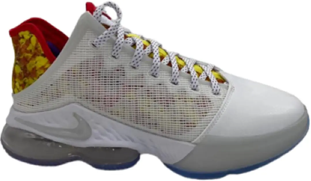 Nike LeBron XIX LOW Basketbalschoenen 45.5 - Wit/Rood