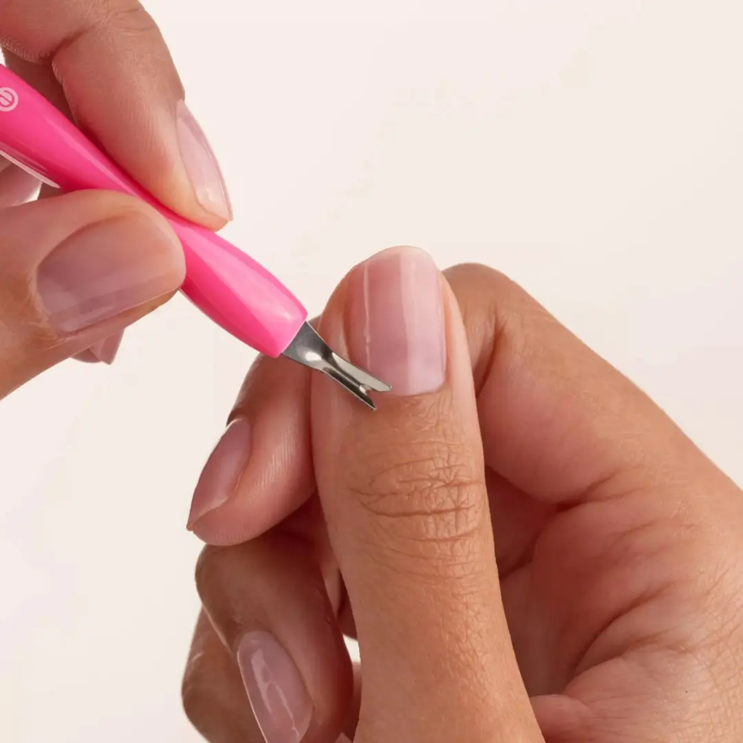 Essence Cuticles Cutter 3ml