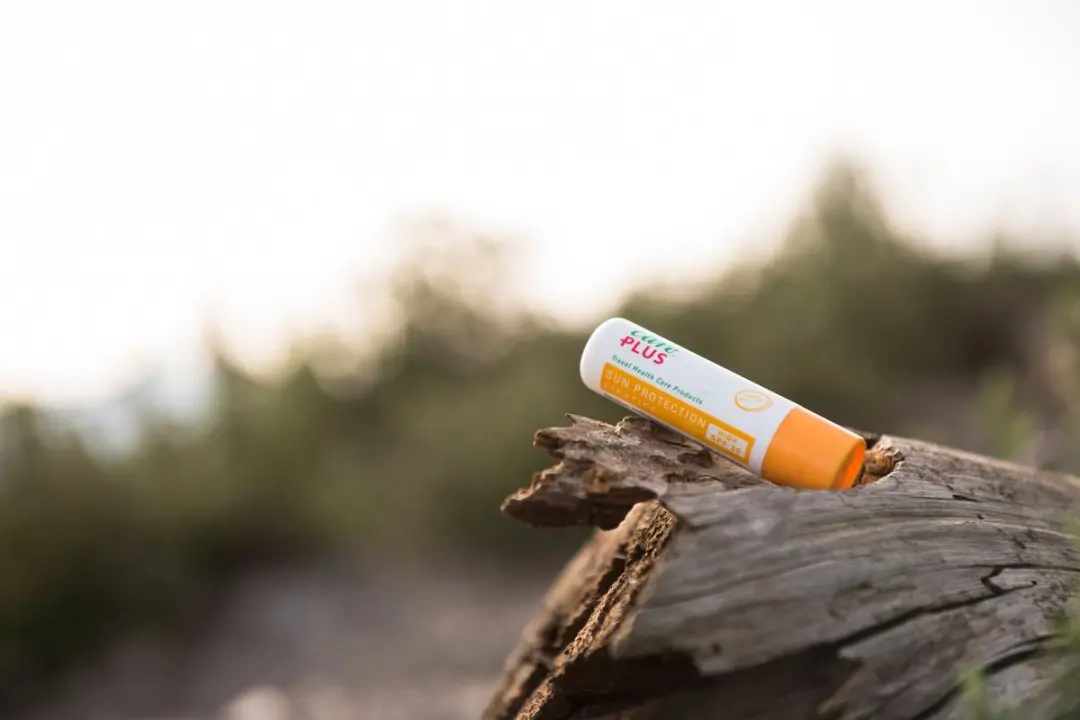 Care Plus Sun Protection Lip Balm SPF 30 - 4,8 g