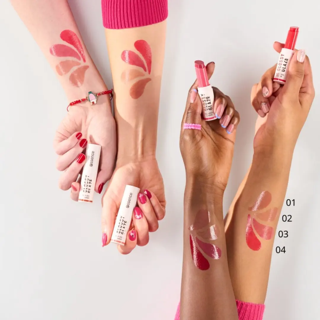 Essence Glossy Glaze High Shine Lipstick 03 Pink Things Up - 1.9ml