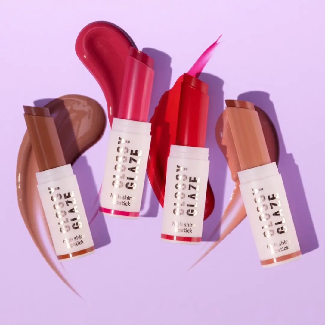 Essence Glossy Glaze High Shine Lipstick 03 Pink Things Up - 1.9ml