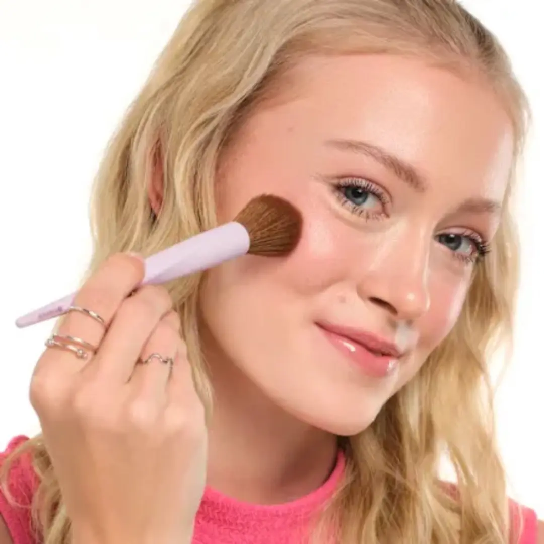 Essence Blush & Highlighter Brush 01 - Roze