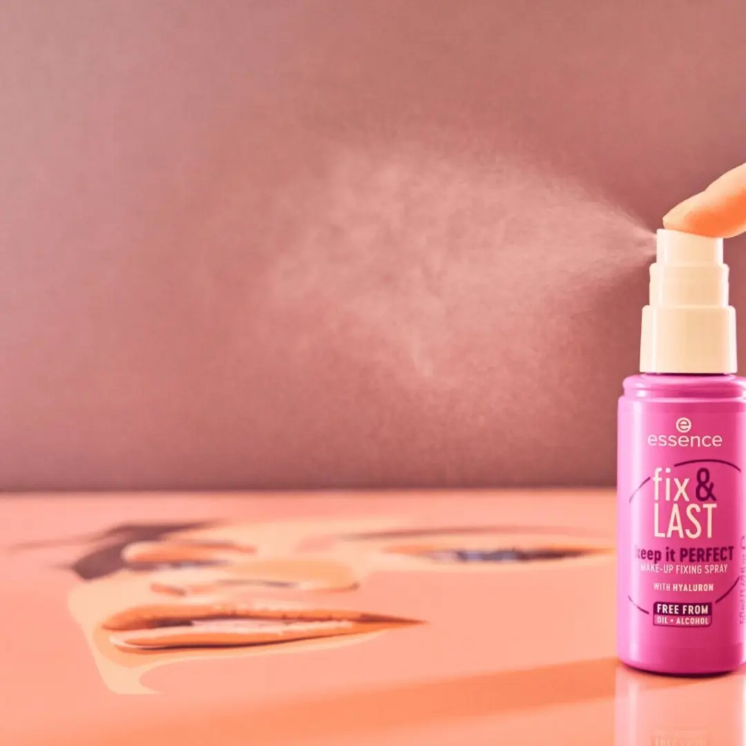 Essence Fix & Last Keep It Perfect Make-up Spray 12ml