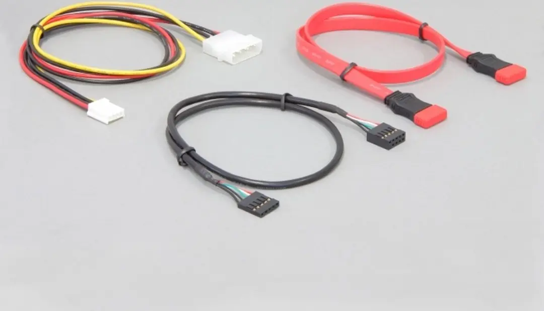 Delock Slotbracket eSATApd 5V/12V - 65447