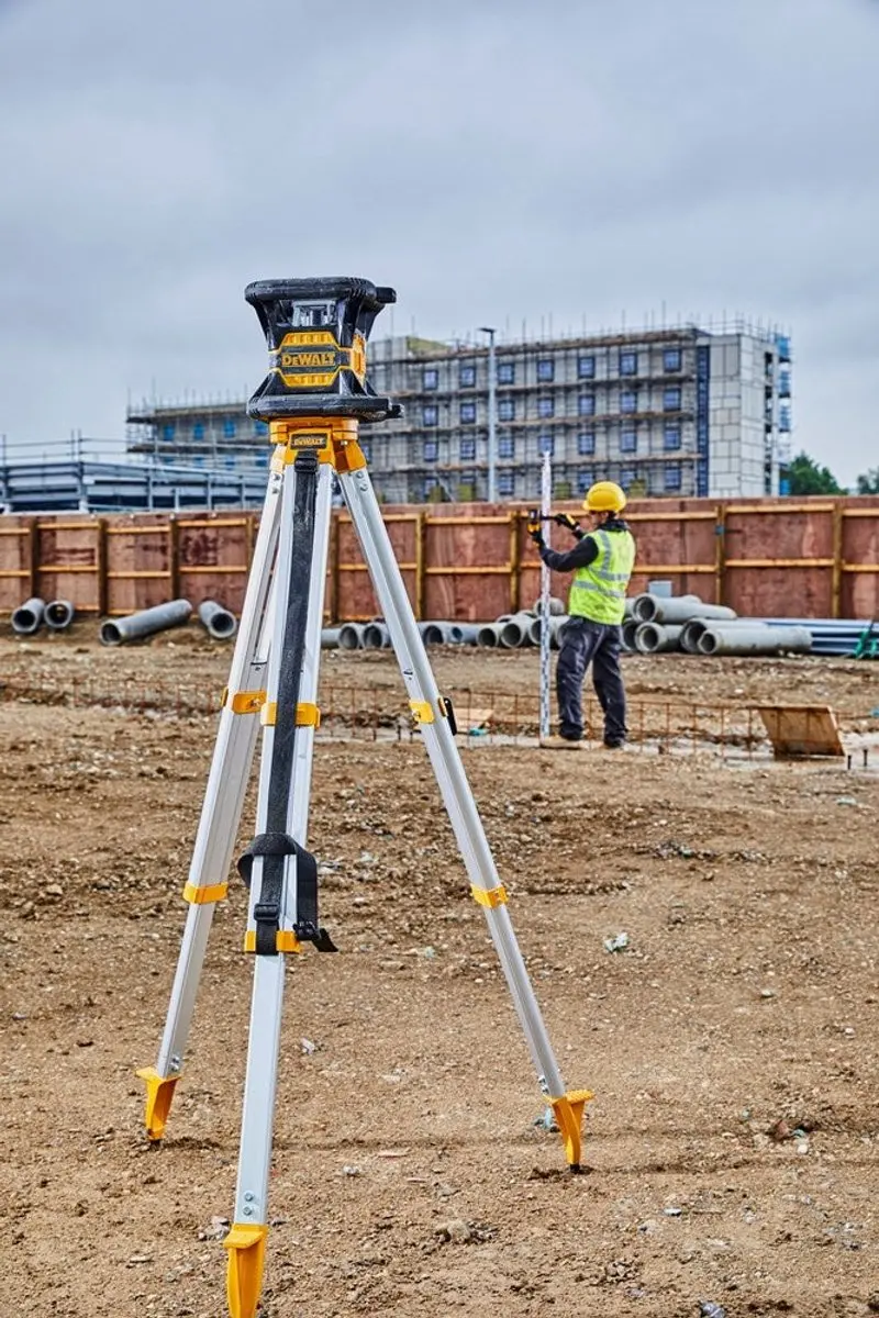 DeWalt DCE080D1GS Roterende Laser - 600m Bluetooth Groen 18V
