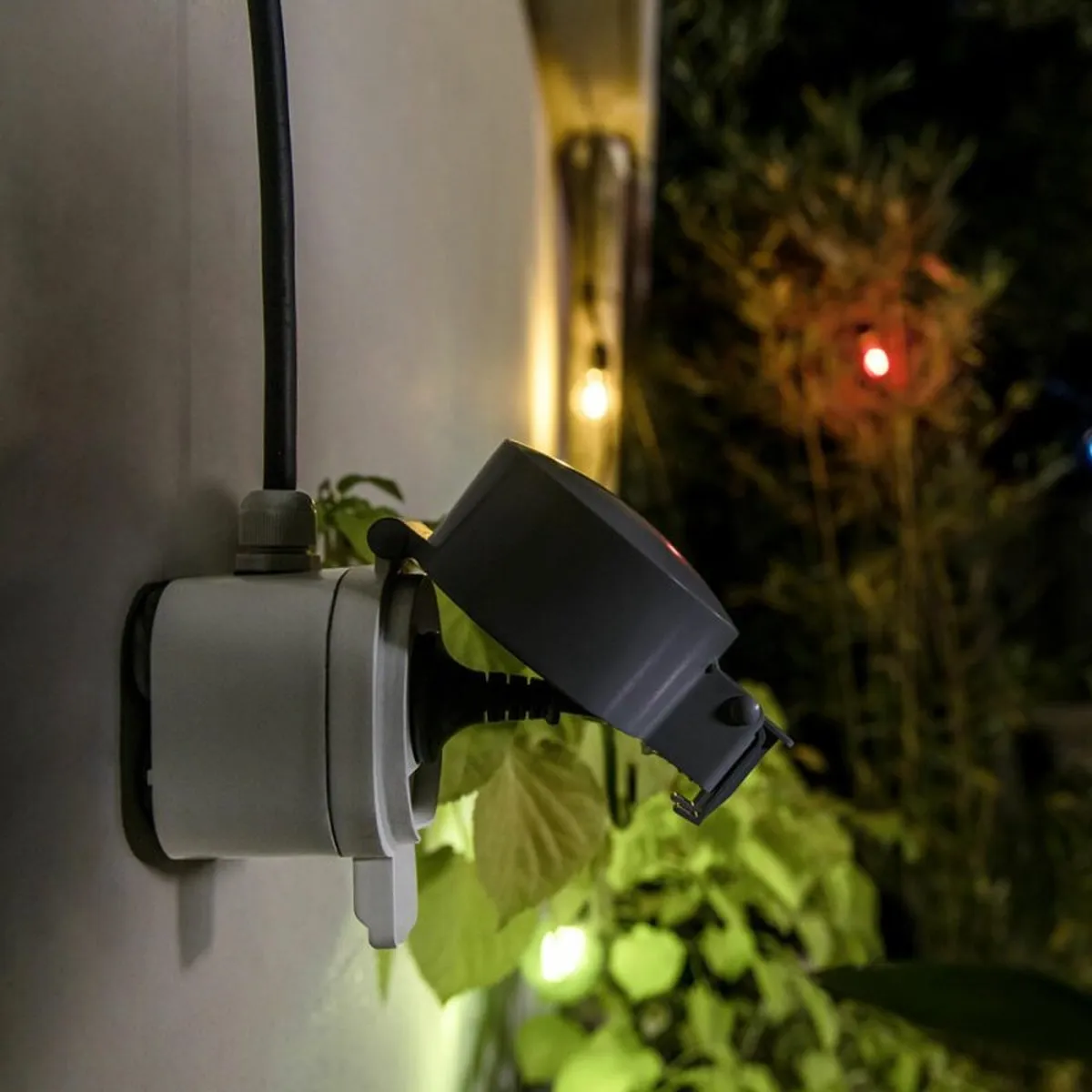 LEDVANCE Smart+ BT Outdoor Plug - IP44 - 1 Stuk