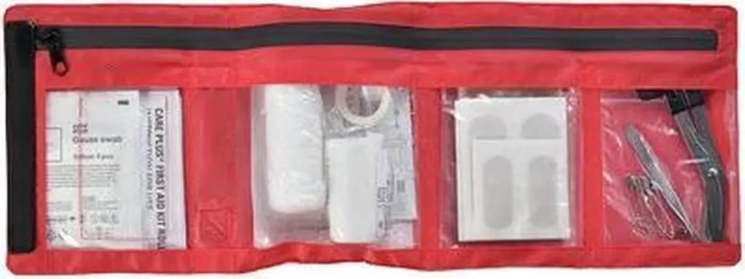 Care Plus First Aid Kit Roll Out Small - 39 Stuks