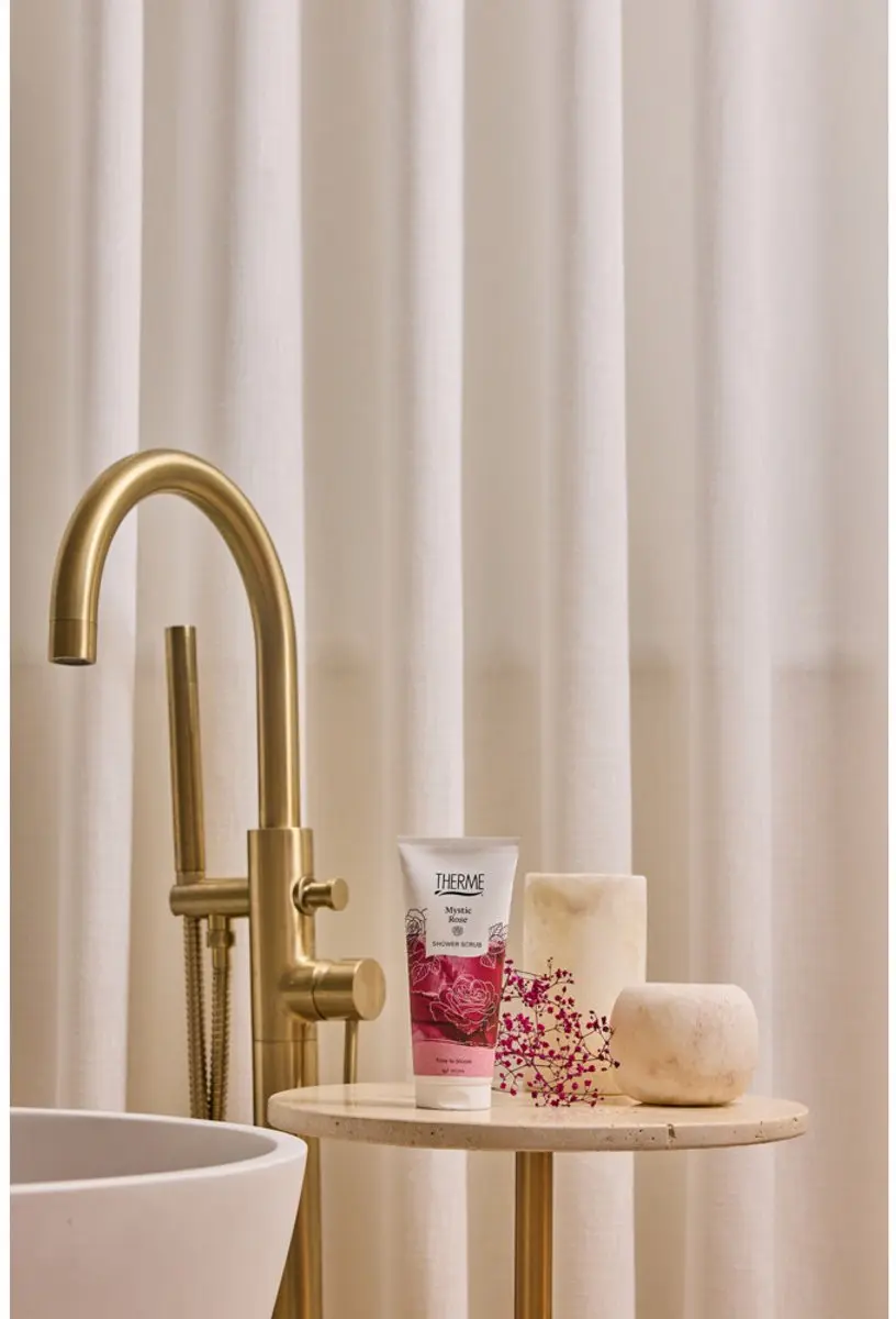 Therme Shower Scrub Mystic Rose 200ml