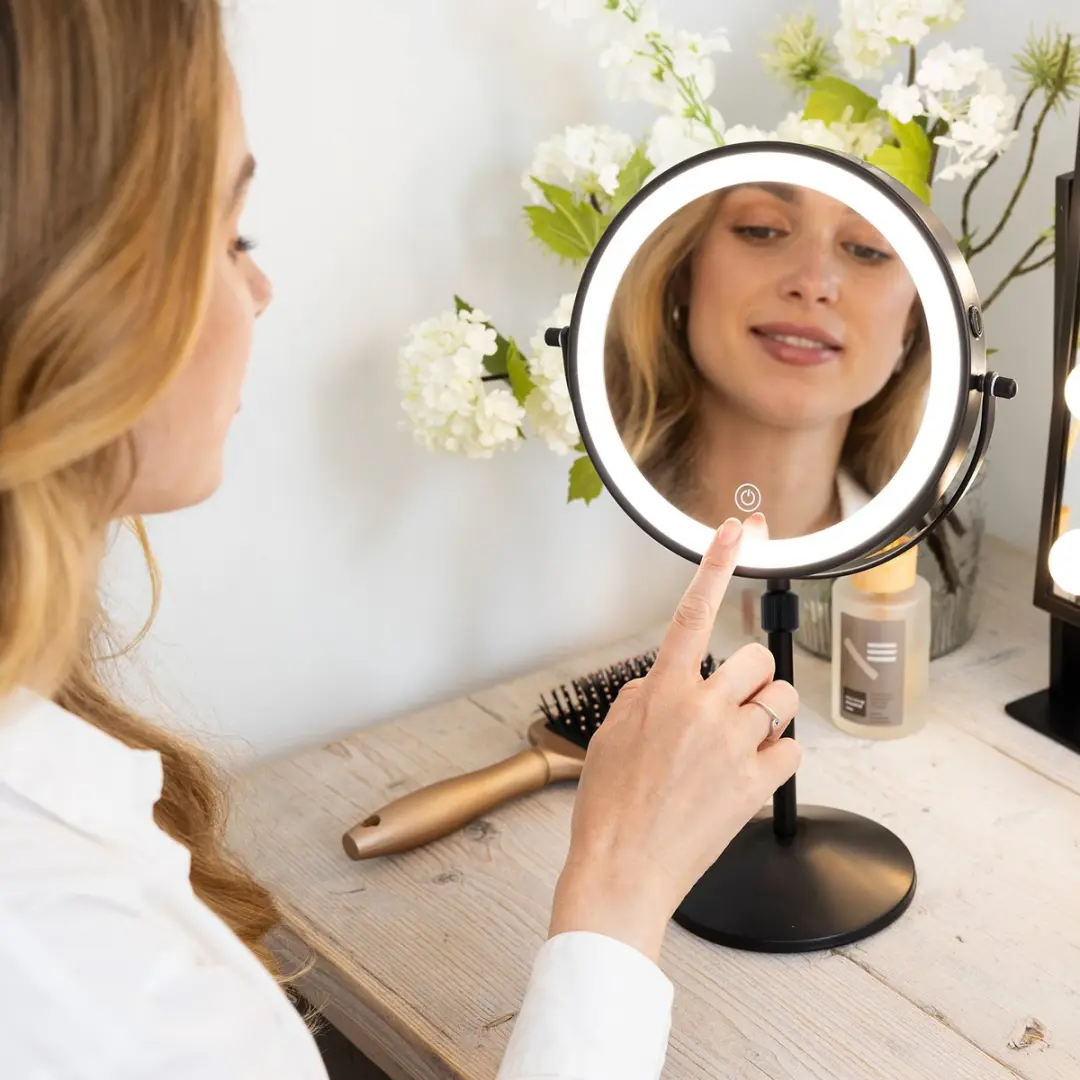 Mirlux Make-up Spiegel 10x - Hoogteverstelbaar - Oplaadbaar - Zwart - afbeelding 6 van 6