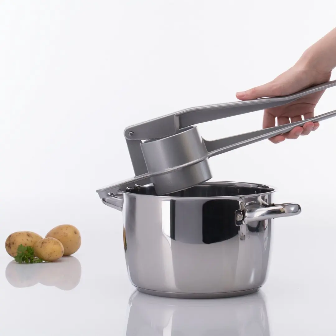 Westmark Spätzle- en Aardappelpers - 41cm - Zilver