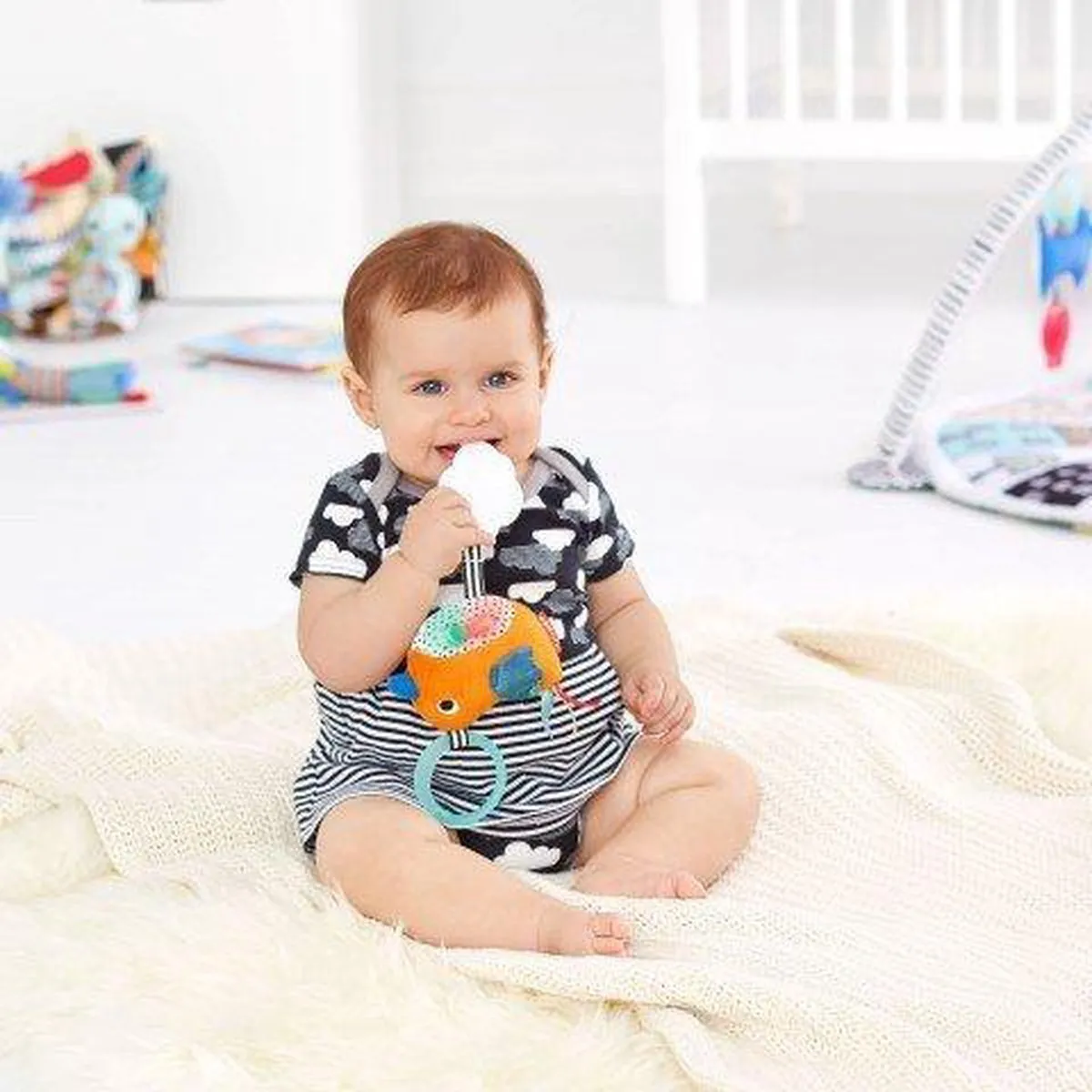 Skip Hop light up Bird stroller toy light up Bird stroller toy