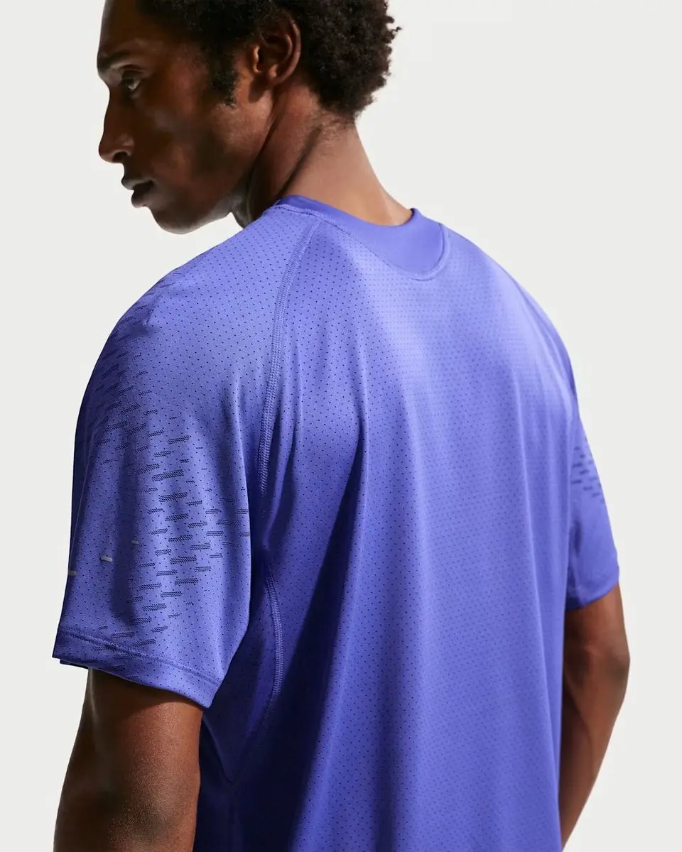 Nike Stride Dri-FIT Adv Short Heren T-shirt - Blauw