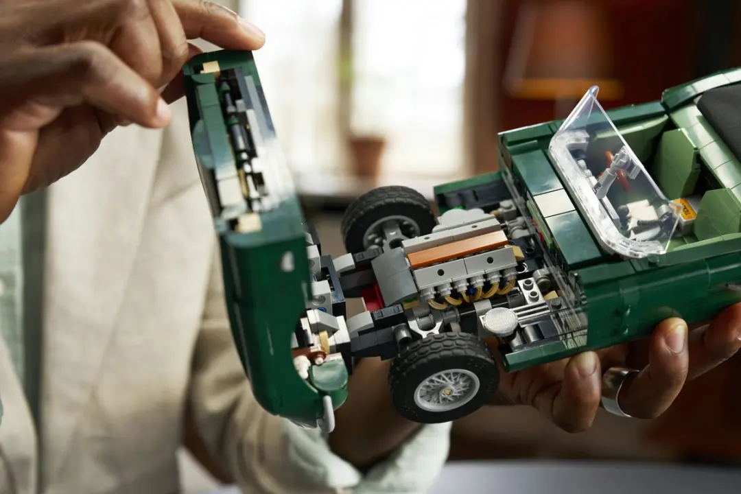 LEGO Icons Jaguar E-Type 11381 - 1673 Stukken