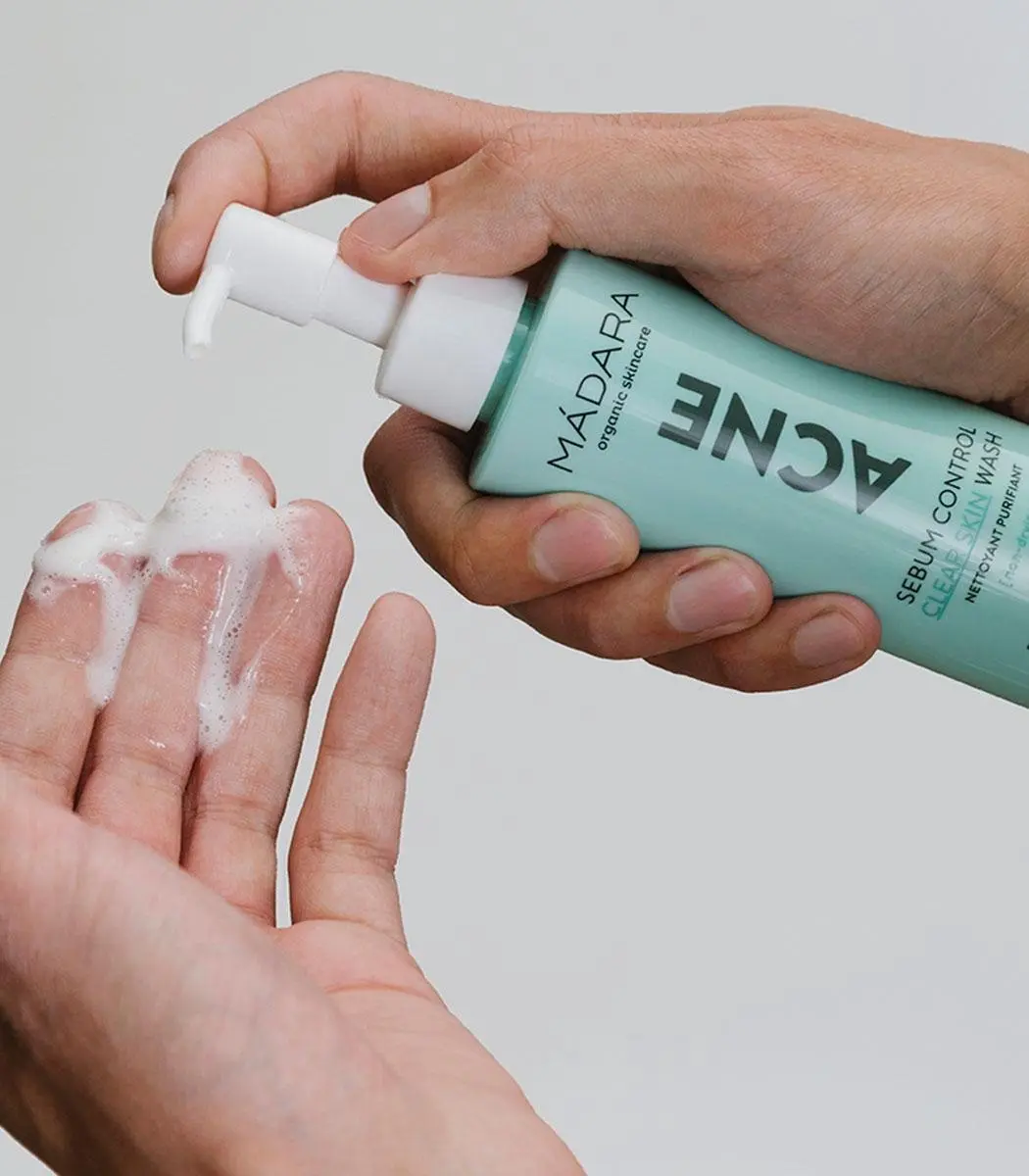 MÁDARA Acne Sebum Control Clear Skin Wash 140ml
