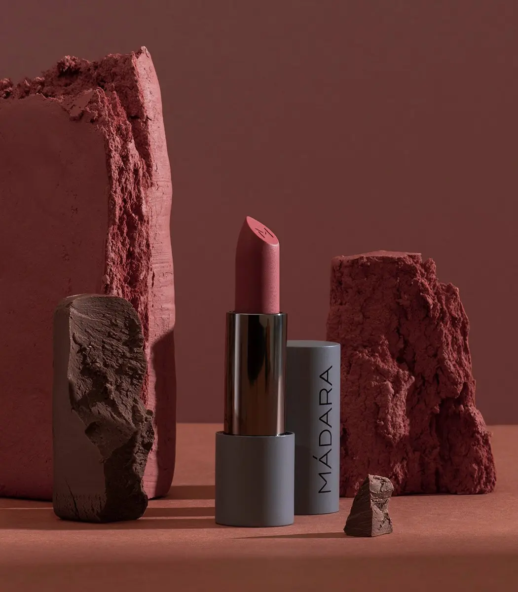 MÁDARA Velvet Wear Matte Cream Lipstick #32 Warm Nude - 3.8ml