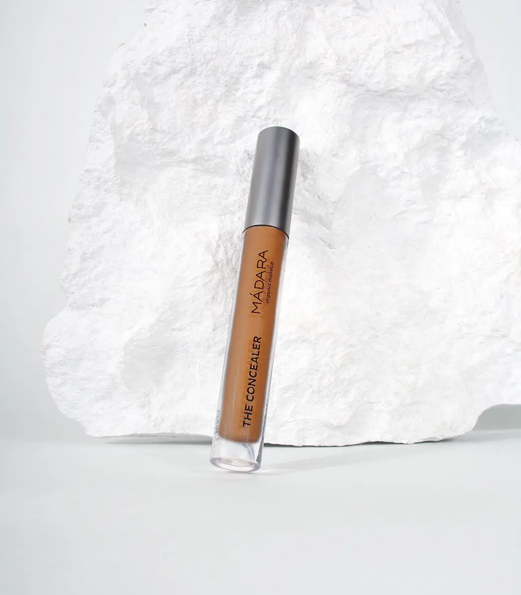 MÁDARA The Concealer #55 Hazelnut 4ml - Hyaluronzuur