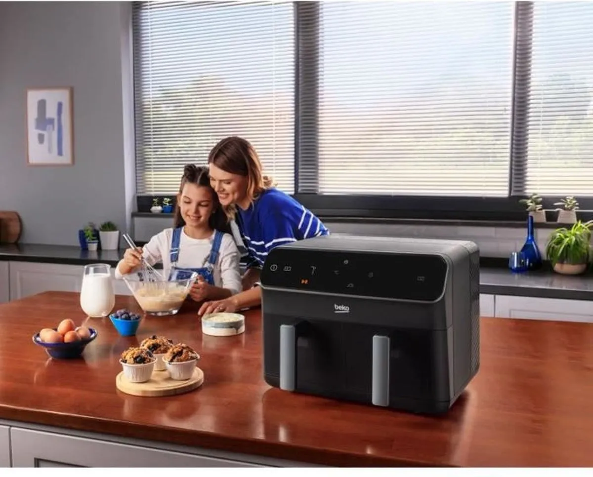 Beko FRL5388B Dubbele Heteluchtfriteuse 2400W - 8,5L - Zwart