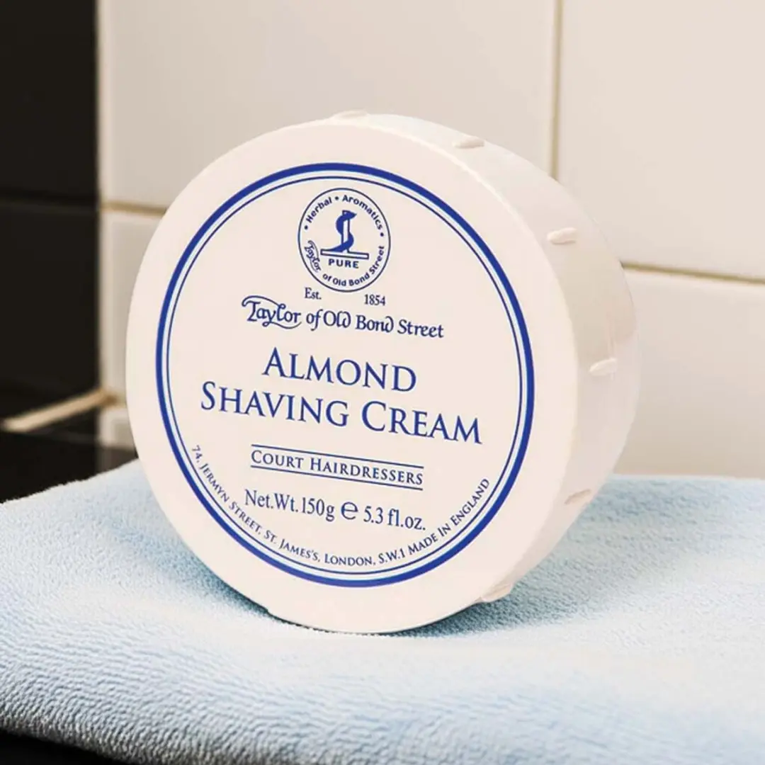 Taylor of Old Bond Street Almond Scheercreme 150ml