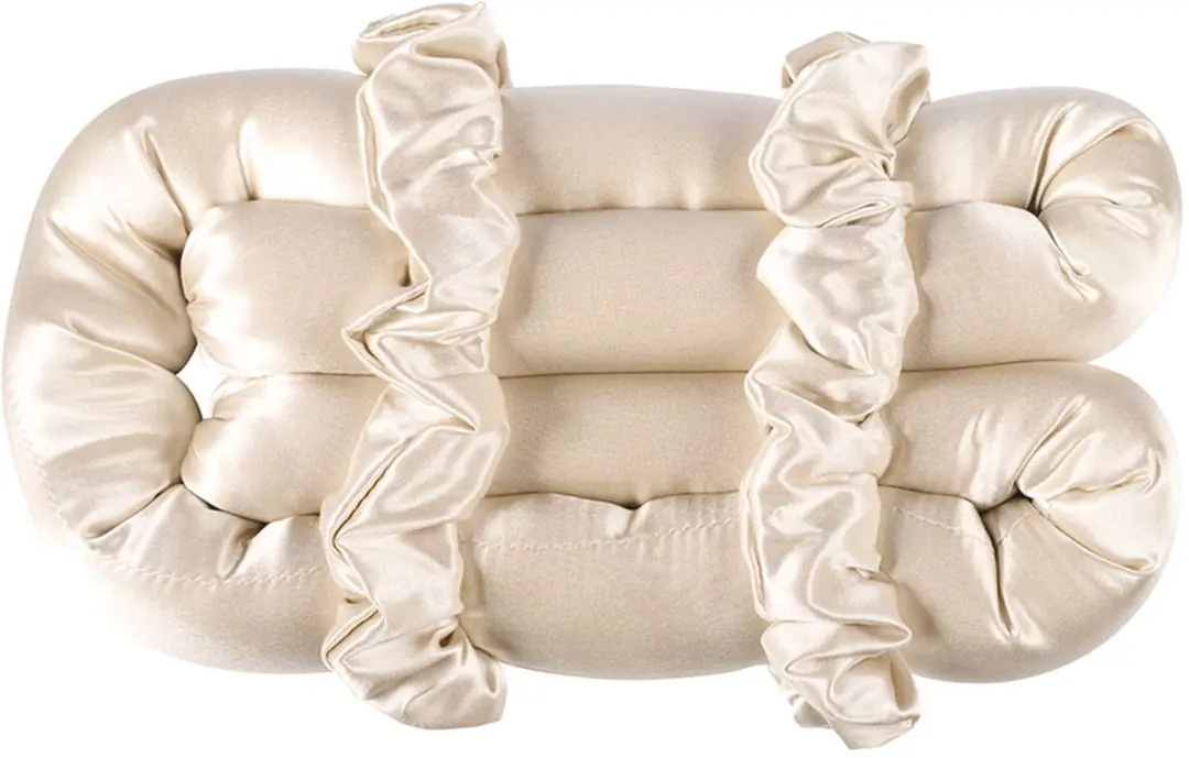 Beauty Pillow Luxury Silk Heatless Curls 22 Momme Champagne